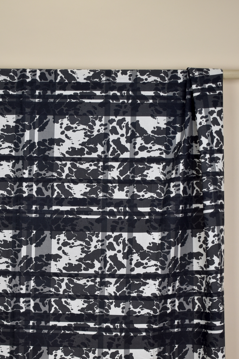 Nestable Organic Cotton Marbled Plaid Black - Image 2